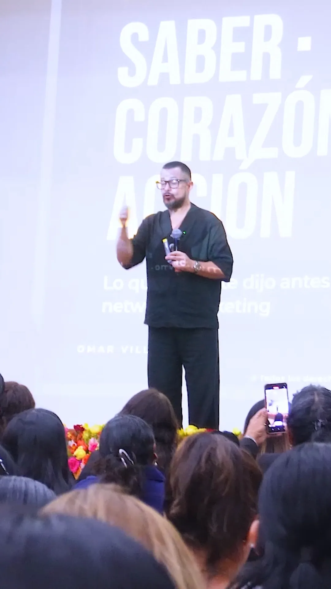 Omar Villalobos en escena